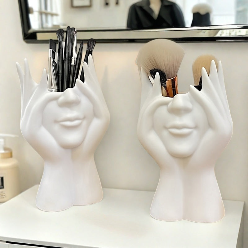 Moderne Hvit Makeup Organizer – Håndformet Design med Hjerte-Utskåringer